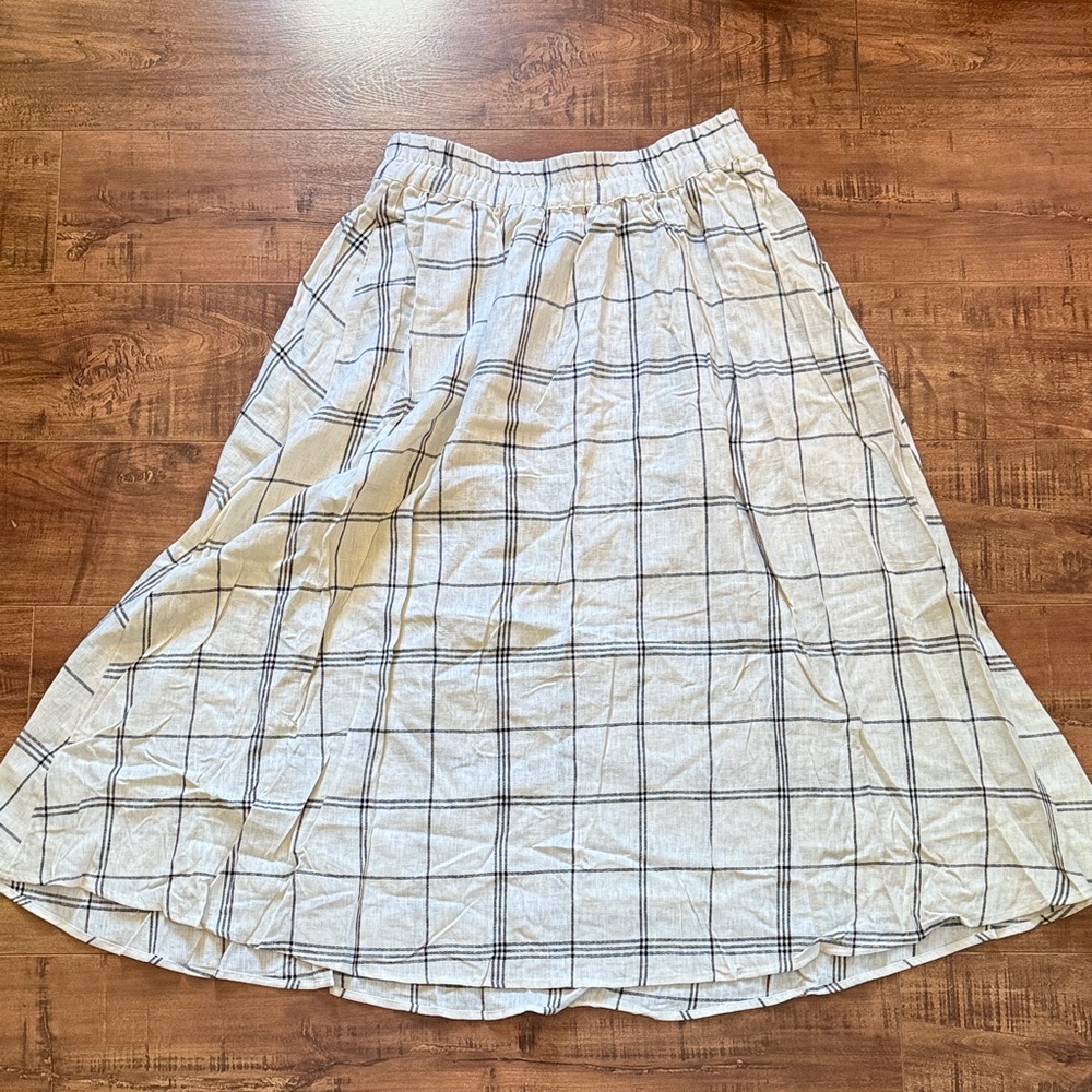 a new day Plaid A-Line Skirt in Cream and Black
